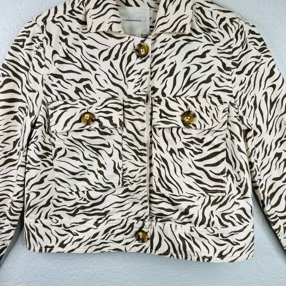Anthropologie Ivory/Brown Zebra Print Cropped Pilcro Denim Trucker Jack… - Picture 14 of 16